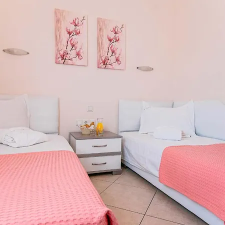 فندق Marinis Boutique Nea Iraklitsa