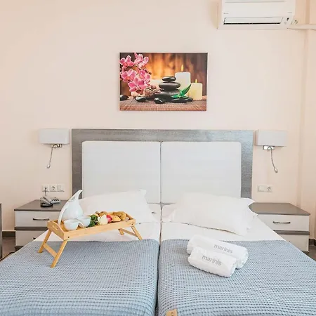 Marinis Boutique * Nea Iraklitsa