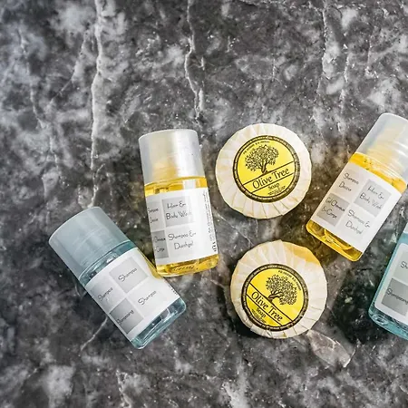 Marinis Boutique فندق *