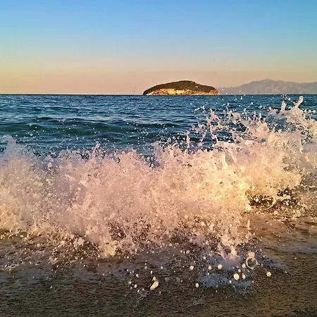 Marinis Boutique Nea Iraklitsa