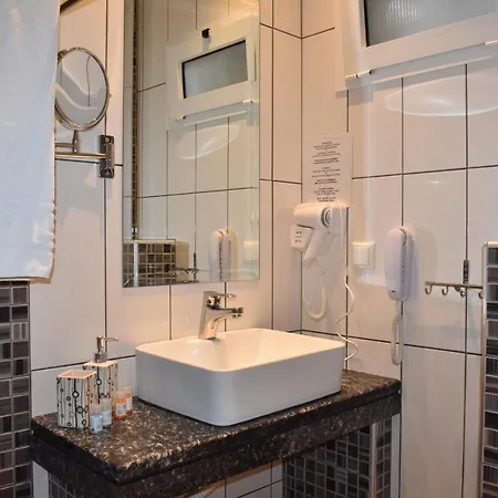 Marinis Boutique Hotel Nea Iraklitsa