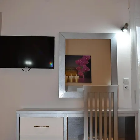 فندق Marinis Boutique