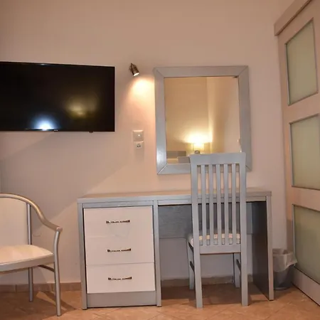 Marinis Boutique * Nea Iraklitsa