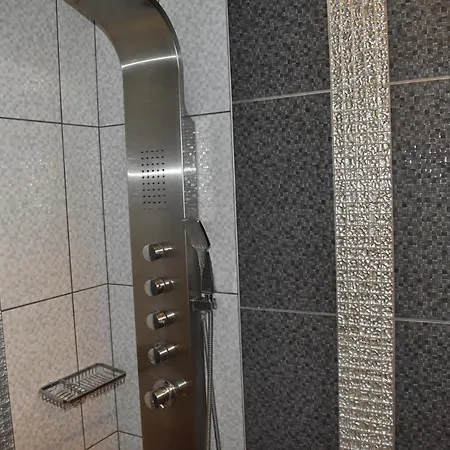 فندق Marinis Boutique Nea Iraklitsa