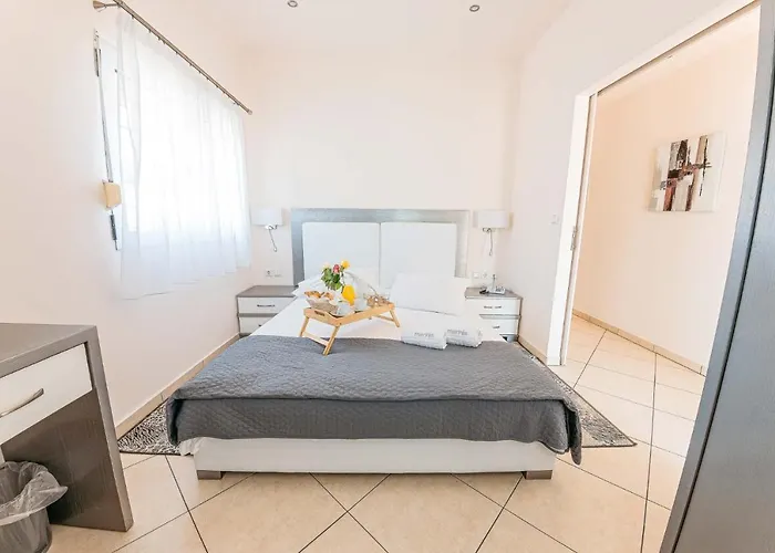Marinis Boutique Hotel Nea Iraklitsa