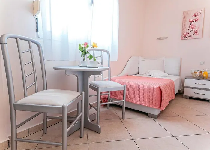 Hotel Marinis Boutique Nea Iraklitsa