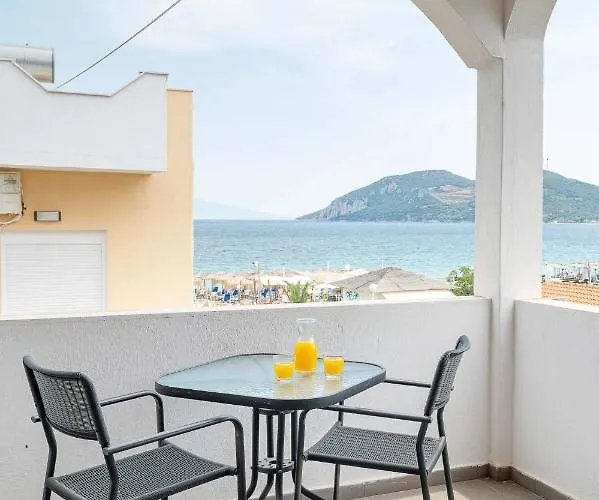 Marinis Boutique Nea Iraklitsa