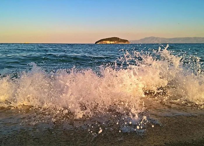 Marinis Boutique Nea Iraklitsa