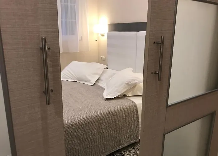 Marinis Boutique Hotel