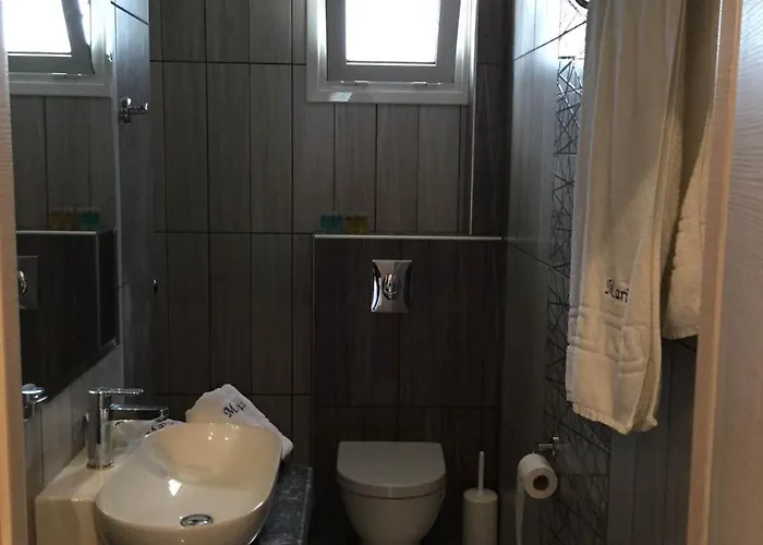 Marinis Boutique Nea Iraklitsa