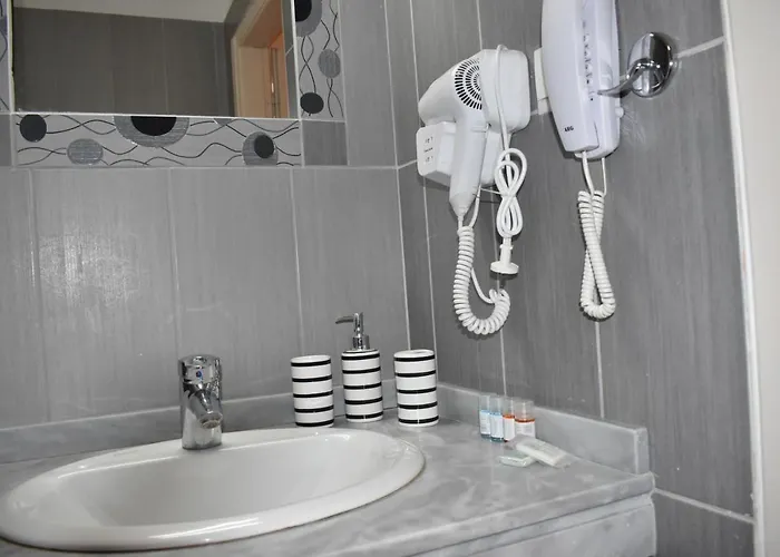 Marinis Boutique Hotel